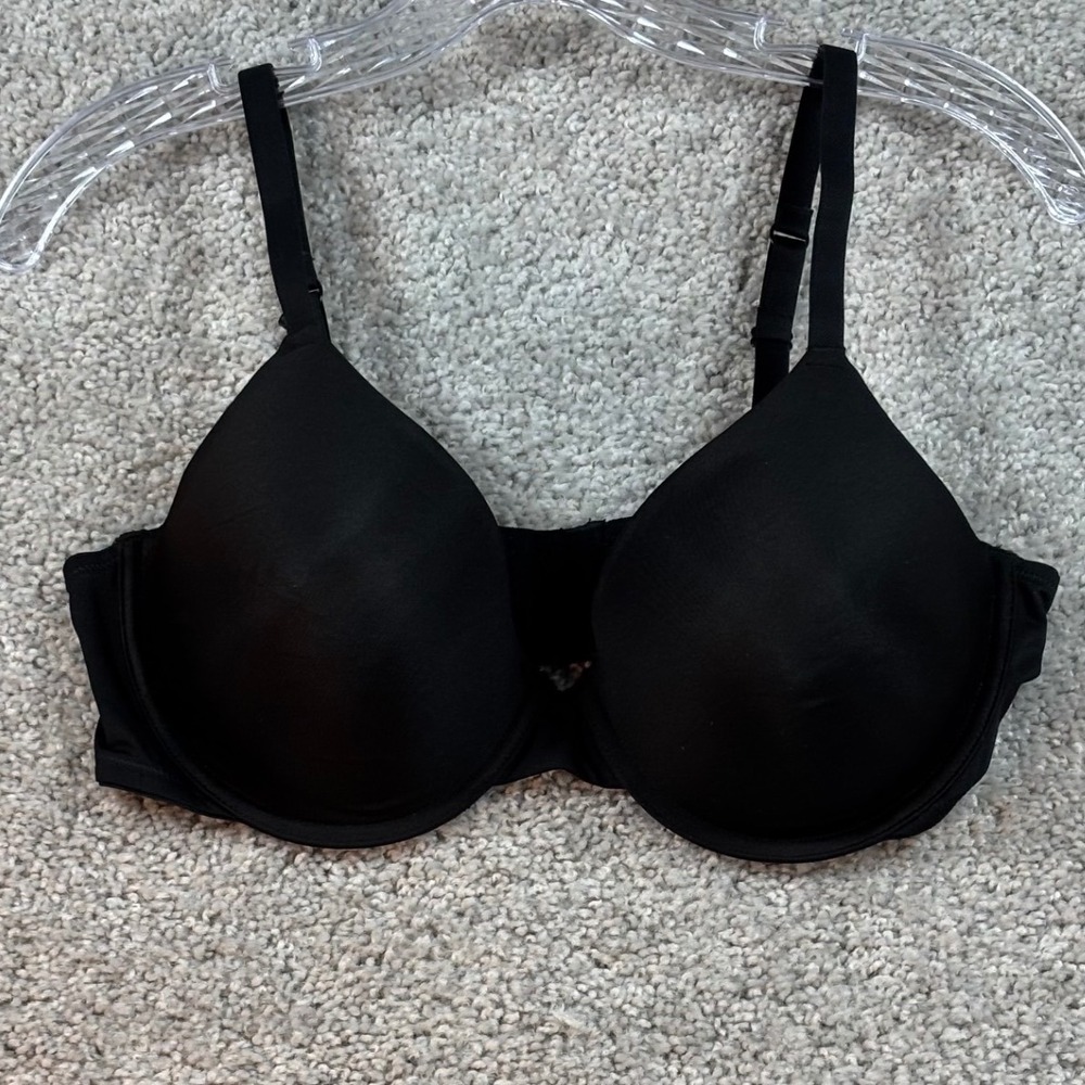 SO Intimates Black Underwire T-Shirt Bra Padded Adjustable Straps 38C SO51-001‎
